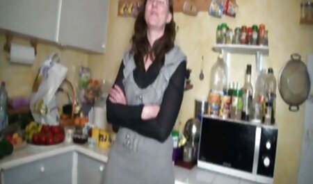 Maman mûre prenant la virginité de plus porno vf de 30 fils